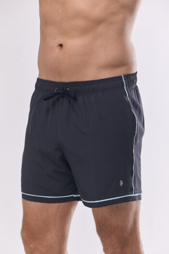 Short liso con vivo lateral