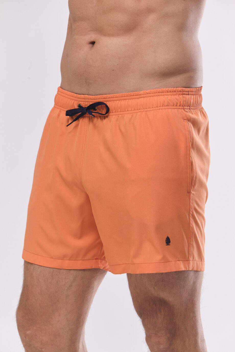 Short liso con cintura a contratono