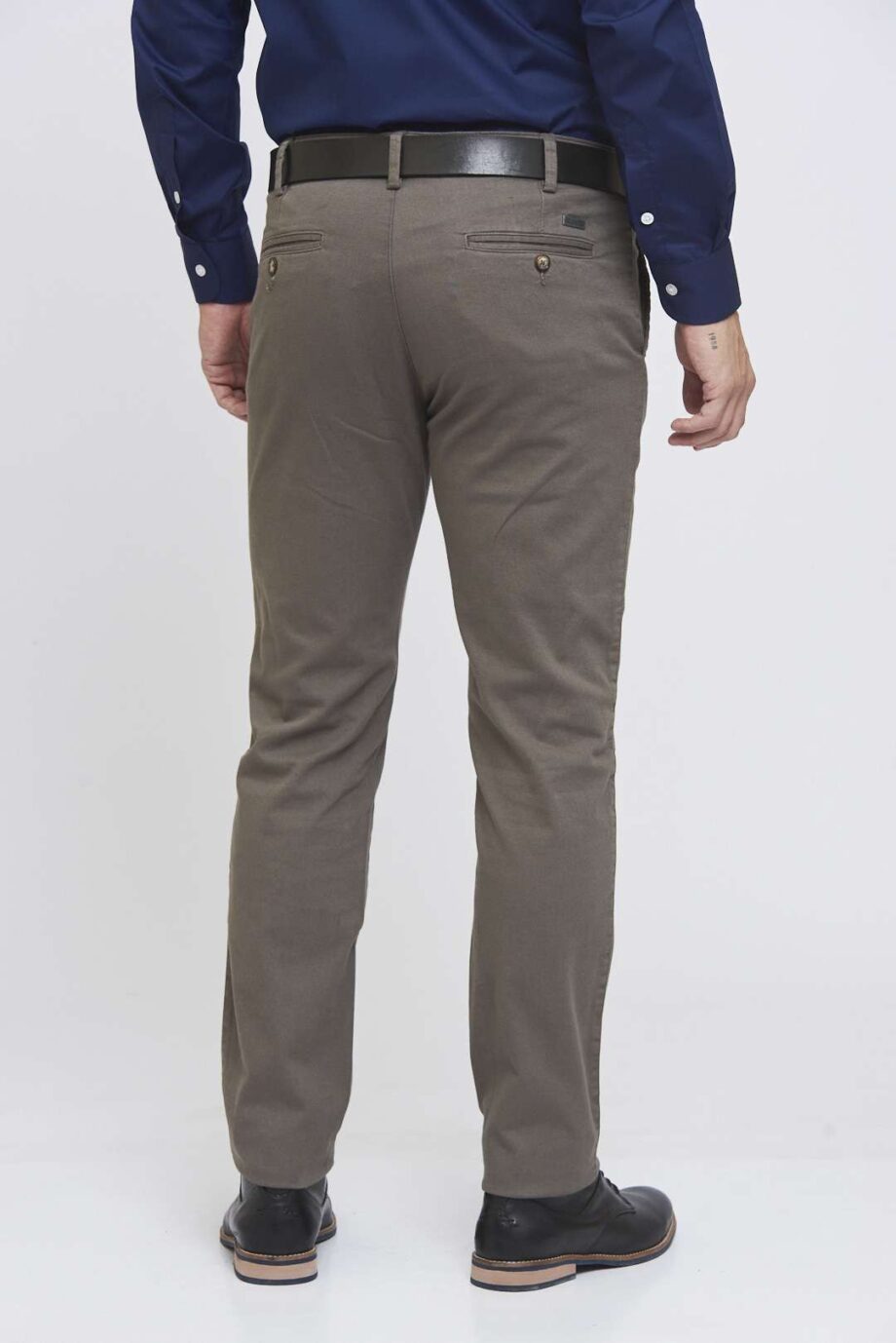 Chino regular fit de gabardina broken twill