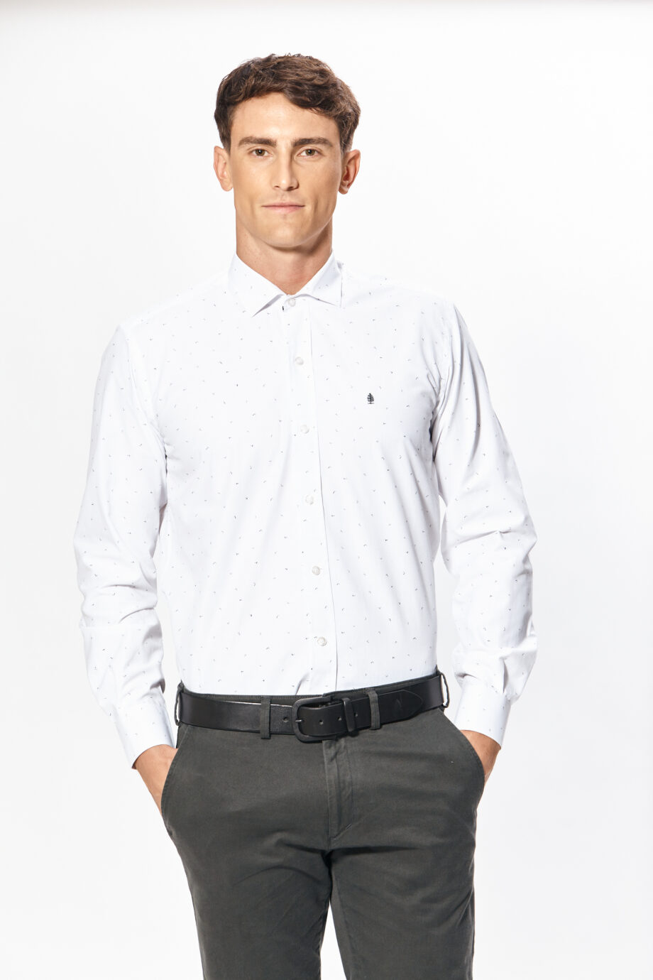 Camisa slim fit fantasía