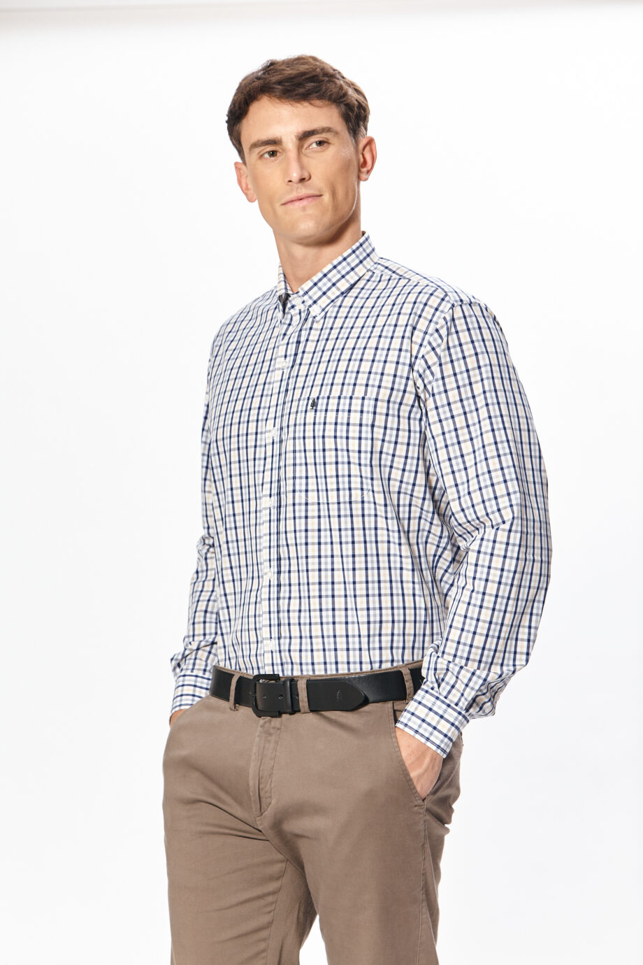 Camisa regular fit a cuadros