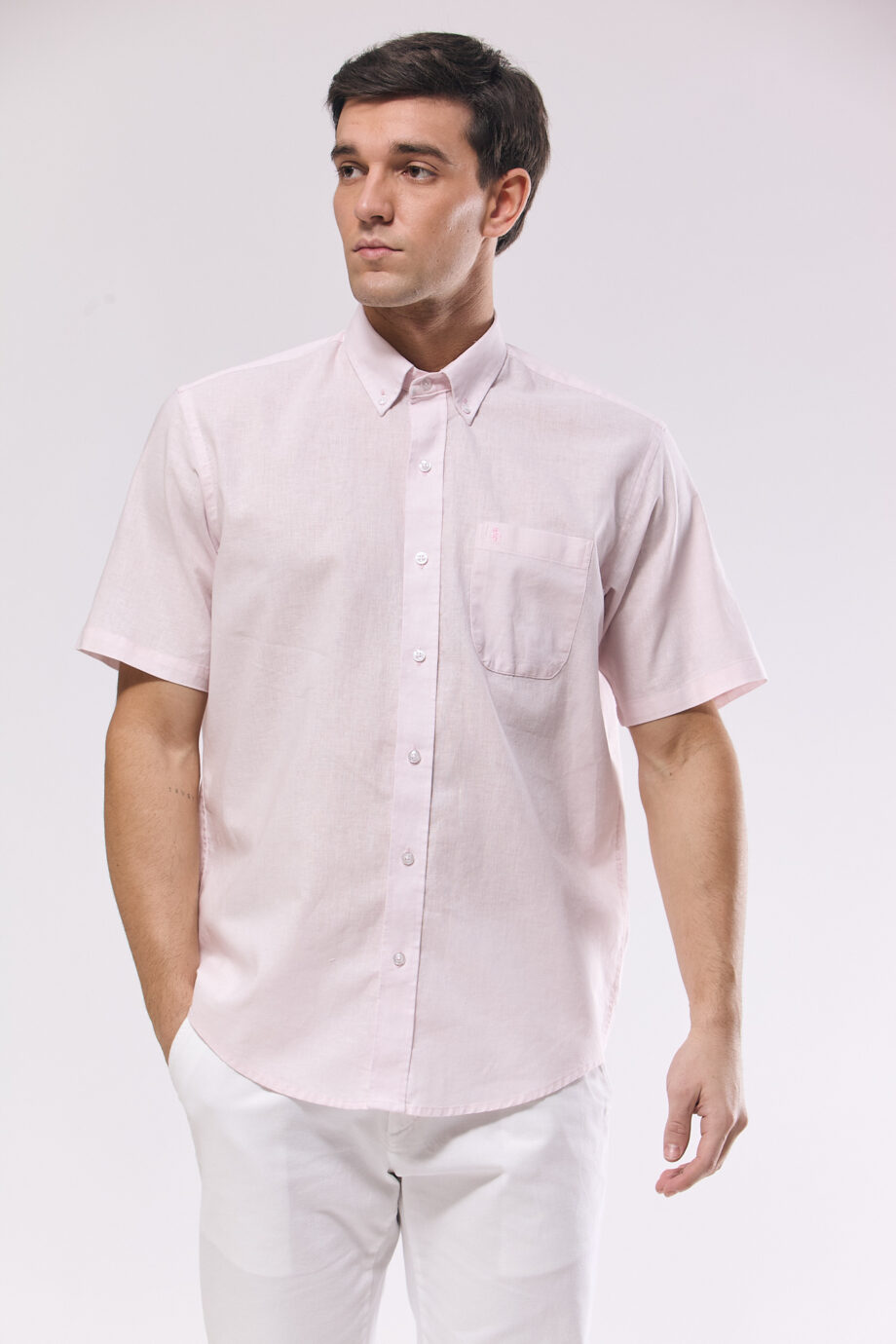 Camisa regular fit de lino